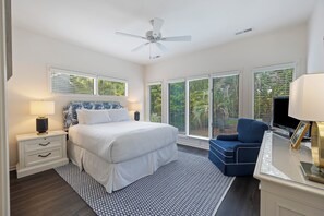 4 habitaciones, tabla de planchar con plancha, wifi y ropa de cama 