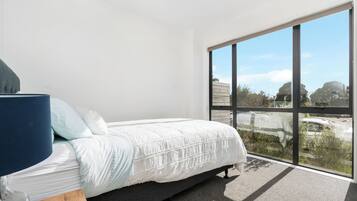 3 bedrooms, iron/ironing board, travel crib, free WiFi