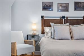 4 bedrooms, free WiFi, bed sheets