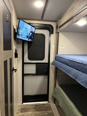2 habitaciones, wifi gratis y ropa de cama