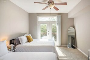 2 Schlafzimmer, Bügeleisen/Bügelbrett, Reisekinderbett, kostenloses WLAN