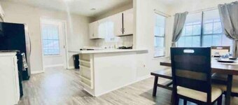 Montgomery Hidden Haven W/ Pool Wi-Fi Roku TVs Great Neighborhood