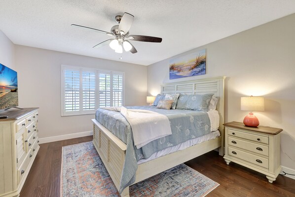 3 bedrooms, travel crib, WiFi, bed sheets