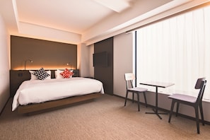 Studio 25 King (Non smoking) | Pillowtop beds, individually furnished, blackout drapes, free WiFi - KABIN Kyoto (Kyoto)
