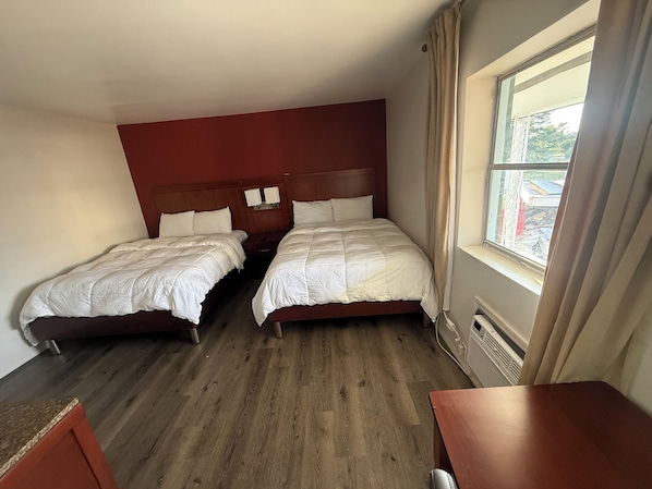 Basic Room | Premium bedding, free WiFi - RIDGEWAY INN (Ridgeway)