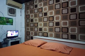 Standard dubbelrum | Skrivbord, gratis wi-fi och sängkläder