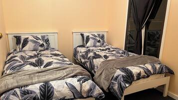 3 bedrooms, iron/ironing board, travel cot, free WiFi