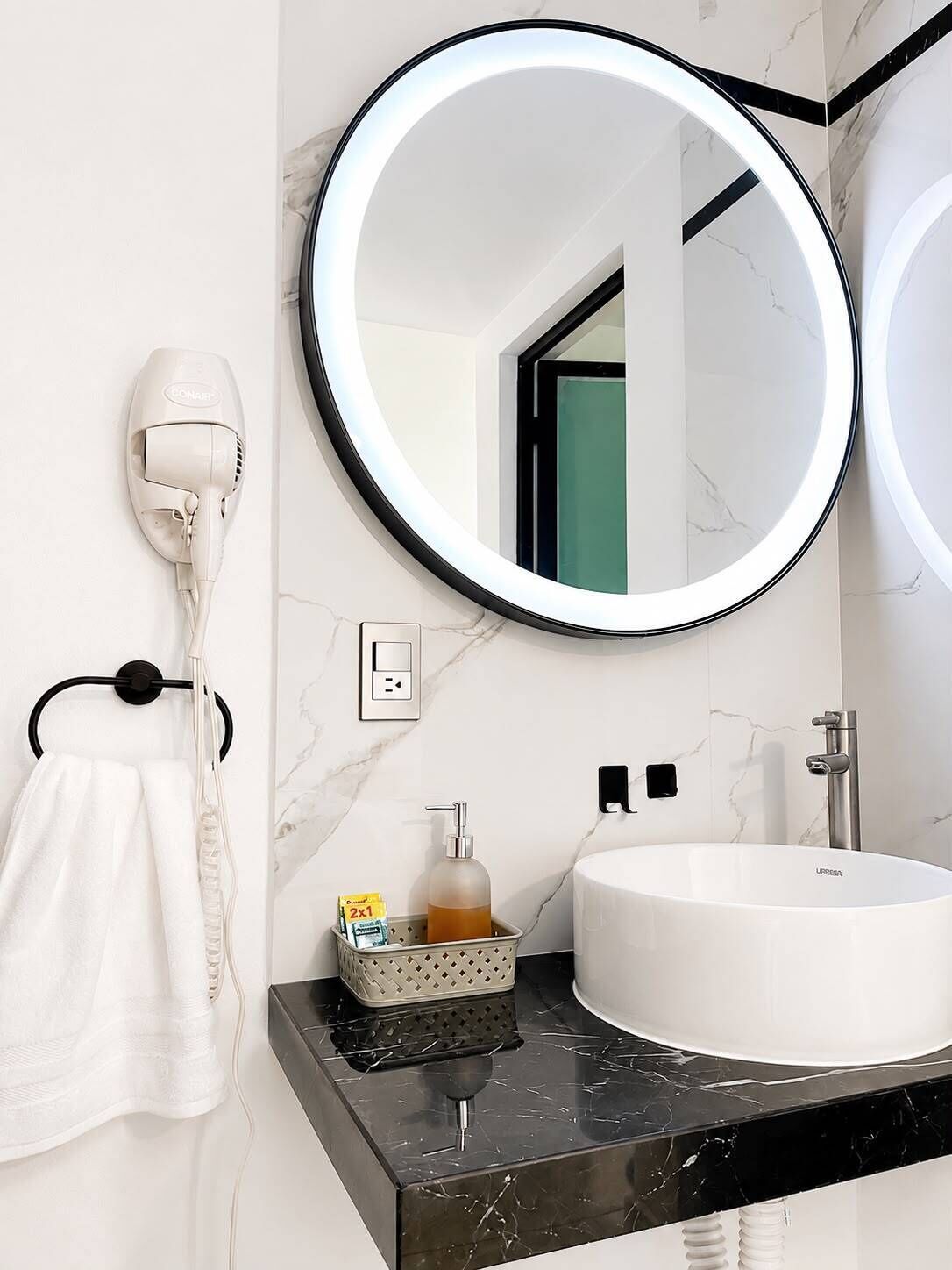 Premium Double Room, 1 Queen Bed | Bathroom | Shower, rainfall showerhead, towels, soap