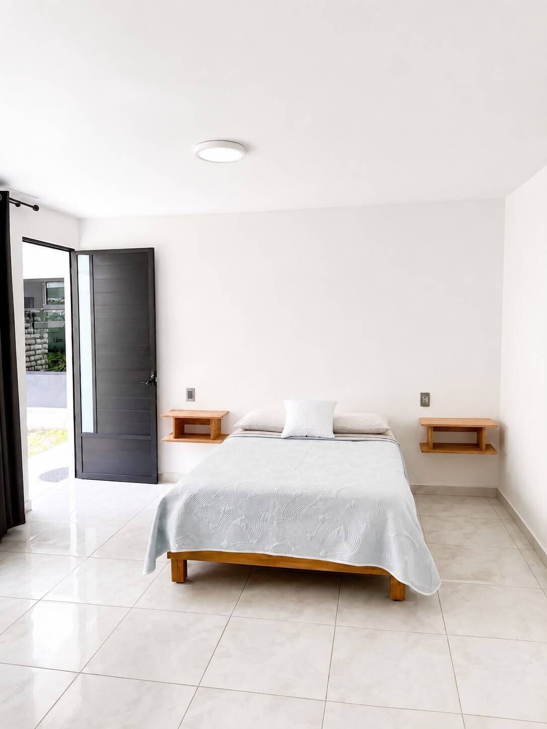 Premium Double Room, 1 Queen Bed | Individually furnished, desk, laptop workspace, free WiFi