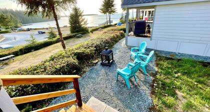 Coho Cottage Cottage By The Sea at Alder Bay #01