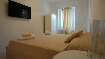 1 Schlafzimmer, BĂŒgeleisen/BĂŒgelbrett, kostenloses WLAN, BettwĂ€sche