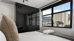 Appartamento City | 1 camera, postazione laptop, ferro/asse da stiro, Wi-Fi gratuito