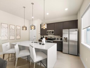 Fridge, oven, stovetop, dishwasher