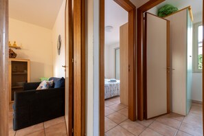 2 Schlafzimmer, Bügeleisen/Bügelbrett, Bettwäsche, Rollstuhlgeeignet