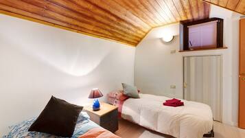 2 habitaciones, wifi gratis y ropa de cama