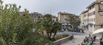 Apartment 'Al Porticciolo' with Sea View, Balcony and Air Conditioning