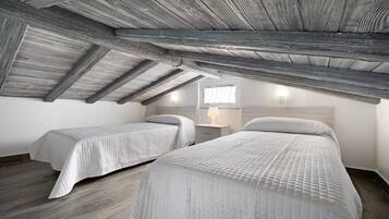 2 makuuhuonetta, silitysrauta/-lauta, ilmainen Wi-Fi, vuodevaatteet