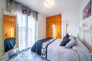 2 sovrum, strykjärn/strykbräda, wi-fi och sängkläder