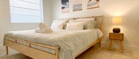 2 chambres, bureau, fer et planche à repasser, Wi-Fi gratuit