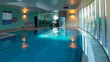 Innenpool, Außenpool