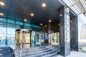 Front of property - S Plaza Suites Hotel (Manama)