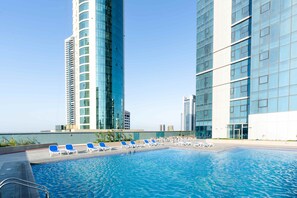 Indoor pool, outdoor pool - S Plaza Suites Hotel (Manama)