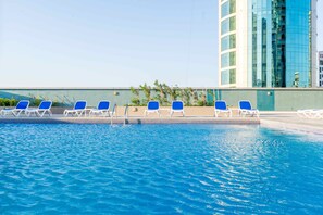 Indoor pool, outdoor pool - S Plaza Suites Hotel (Manama)