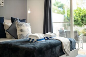 2 makuuhuonetta, silitysrauta/-lauta, ilmainen Wi-Fi, vuodevaatteet