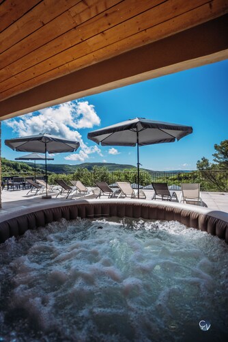 * Mas de Toulair - Luxe absolu, piscine chauffée, jacuzzi, 6 suites ... *