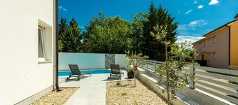 Krk - With Private Pool - H 6 2
