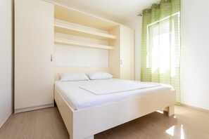 House | 3 bedrooms - Krk - With Private Pool - H 6 2 (Dobrinj)