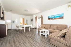 House | 3 bedrooms - Krk - With Private Pool - H 6 2 (Dobrinj)