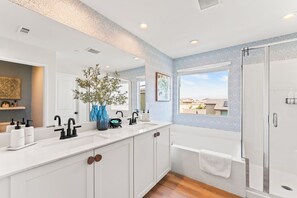 ヘアドライヤー、タオル