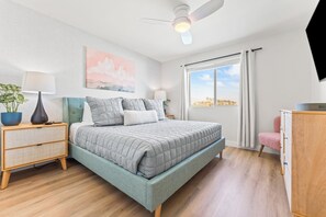 6 室のベッドルーム、アイロン / アイロン台、旅行用ベビーベッド、WiFi (無料)