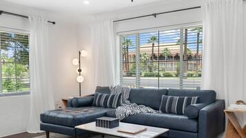 TV connectée, cheminée