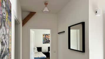 2 bedrooms, travel crib, free WiFi, bed sheets