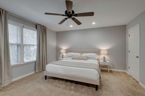 2 bedrooms, desk, iron/ironing board, travel crib