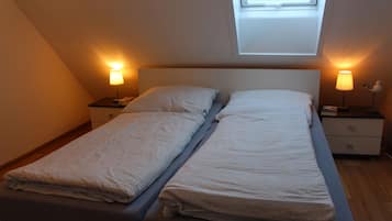 2 bedrooms, bed sheets