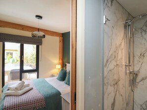 2 chambres, décor unique, ameublement unique, accÚs au Wi-Fi (inclus)