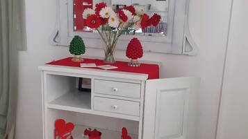 Daily buffet breakfast (EUR 5.00 per person)