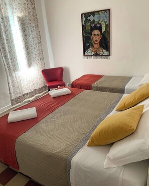 Zimmersafe, individuell eingerichtet, Zustellbetten, Bettwäsche