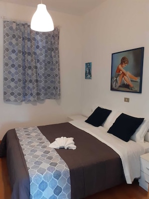 Classic-Doppel- oder -Zweibettzimmer | Zimmersafe, individuell eingerichtet, Zustellbetten, Bettwäsche