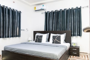 Apartment | 2 bedrooms, iron/ironing board, free WiFi, bed sheets - Legit Luxury Apartments in Accra, Dome Pillar2 (Accra)