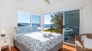 3 bedrooms, iron/ironing board, travel crib, free WiFi