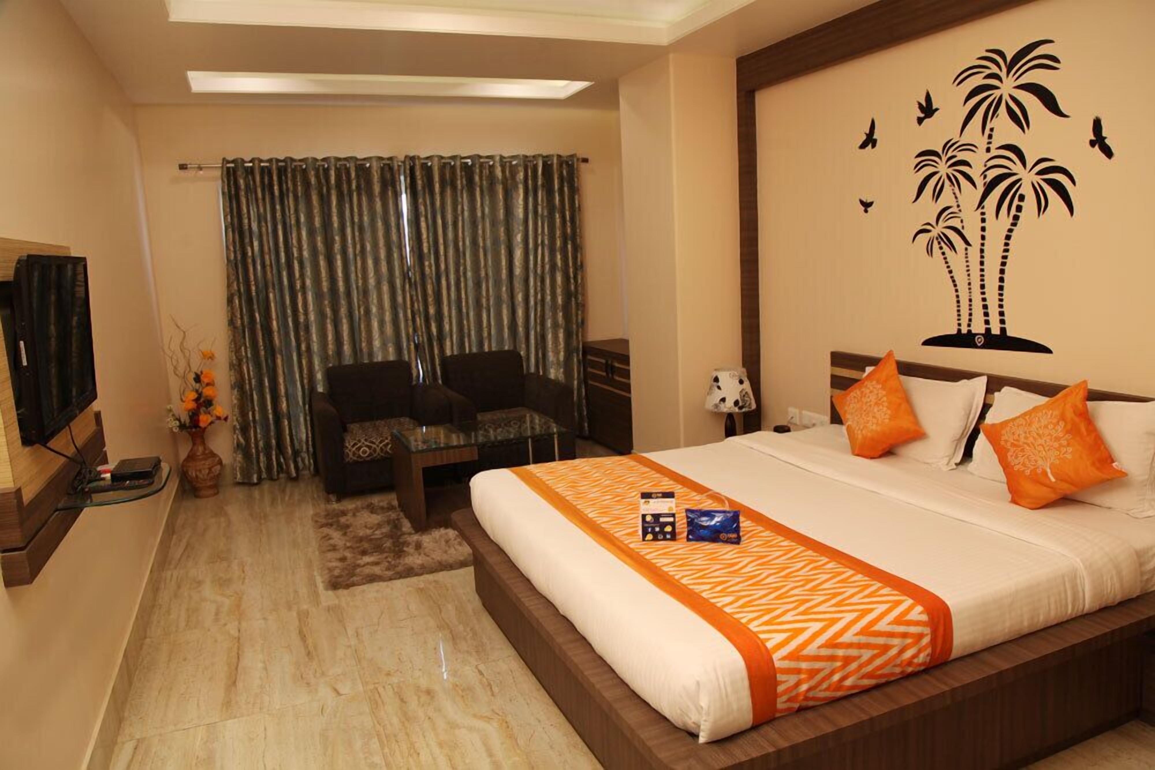 Sistema de insonorización, tabla de planchar con plancha, wifi gratis