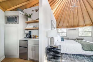 1 室のベッドルーム、アイロン / アイロン台、WiFi、ベッドシーツ