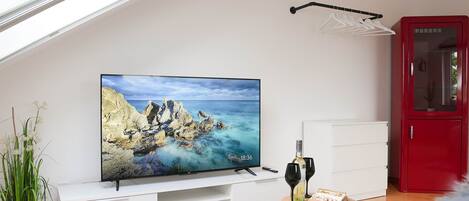 2 camere, una scrivania, ferro/asse da stiro, Wi-Fi gratuito