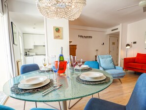 Interior - Happy Diamond by Hello Homes Sitges (Sitges)