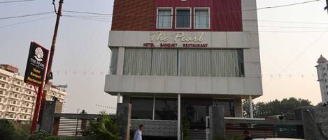 Framhlið gististaðar