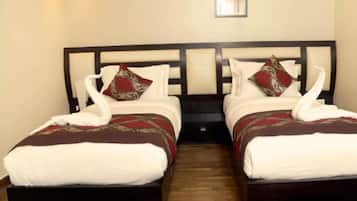 1 bedroom, premium bedding, down duvets, desk